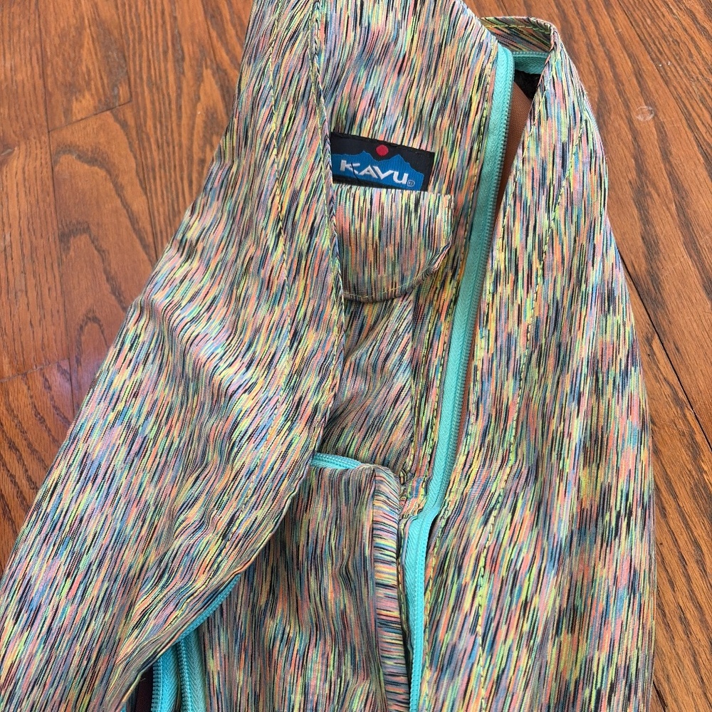 Kavu sling bag